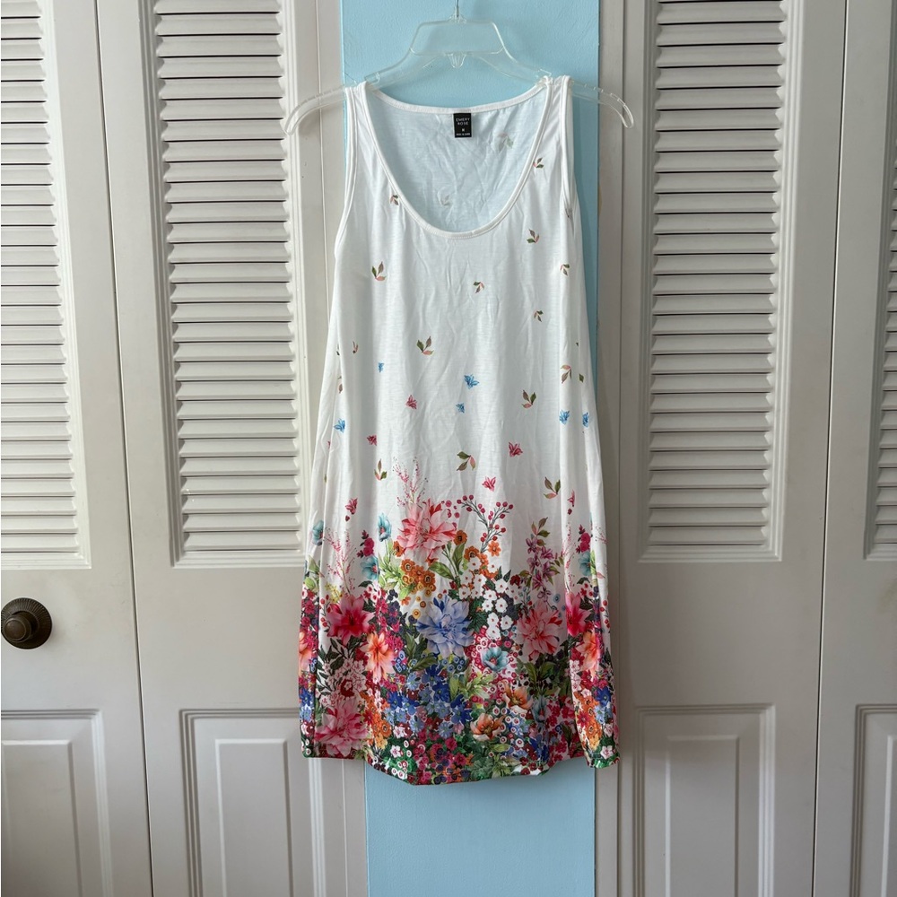 New SHEIN flowered knit swing dress. Size medium.